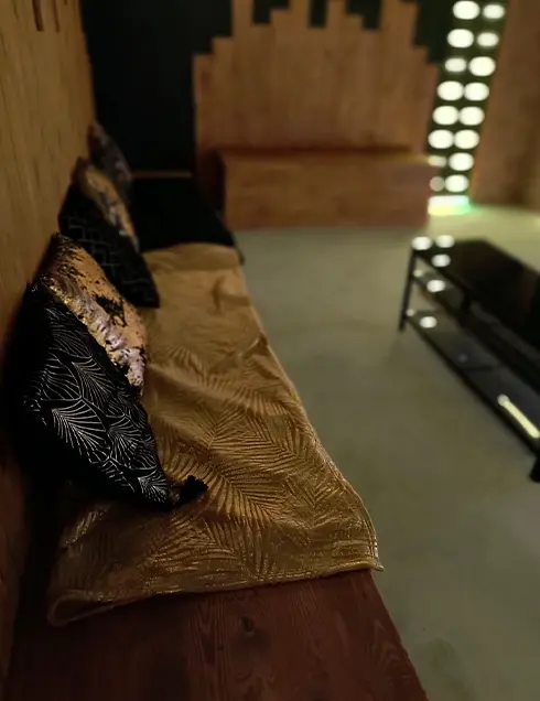 Banquette Assises de la salle - Blind Test Musical Valence